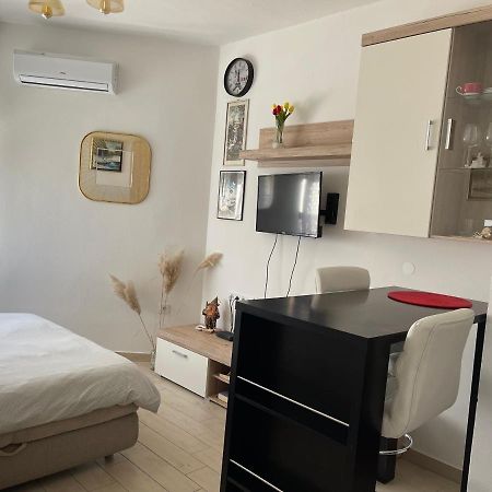 Ferienwohnung Elena Palit Exterior foto